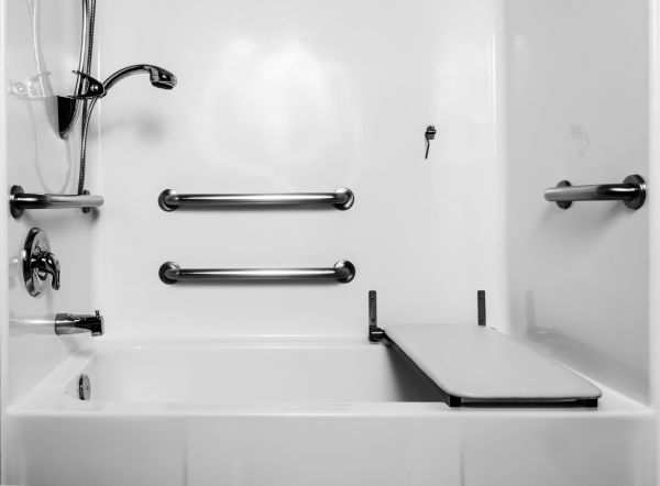 Cost of Accessible Tub Installation in New Smyrna Beach