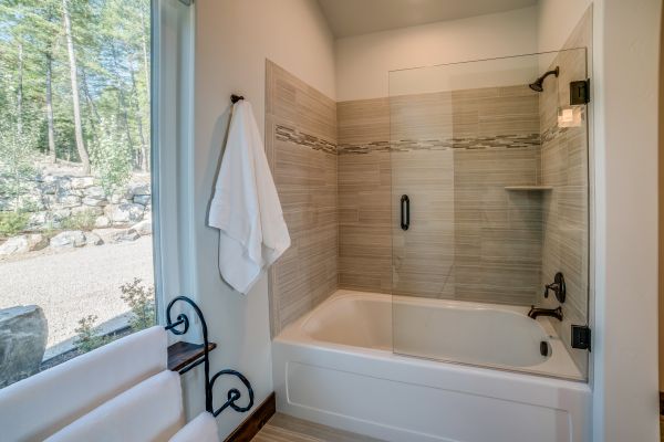 Cost of Bathroom Tub Installation in New Smyrna Beach