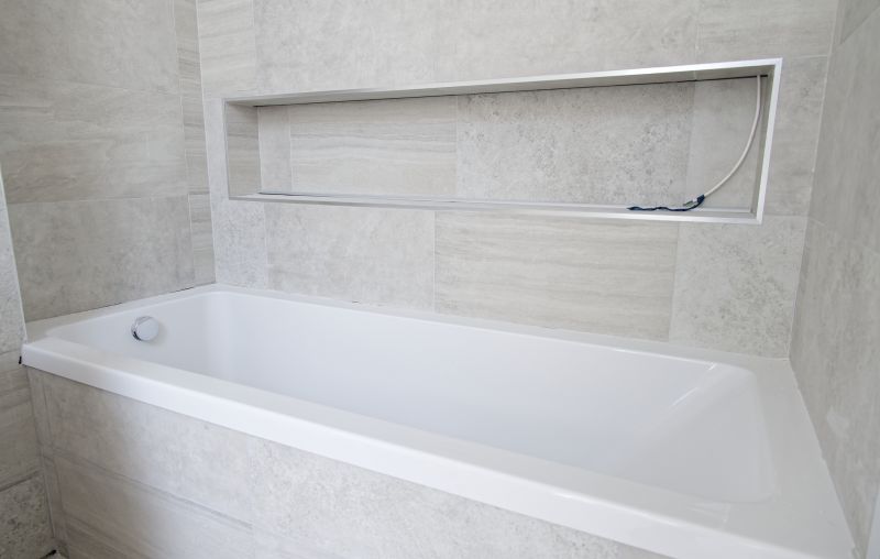Minimalist White Tub